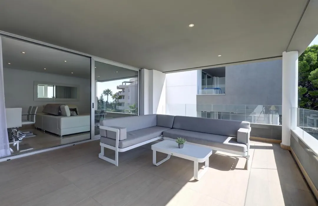 New Modern 3 Bed Apartment Puerto Banus-1