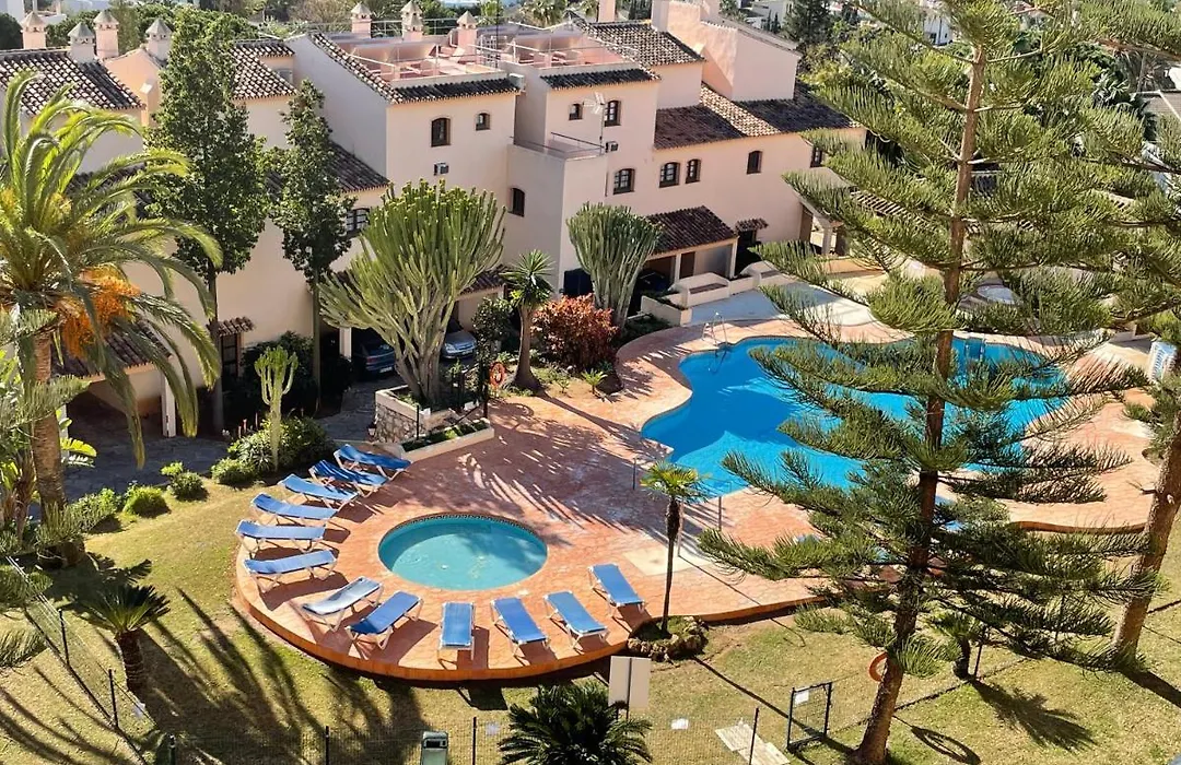 Apartamentos El Toro-1