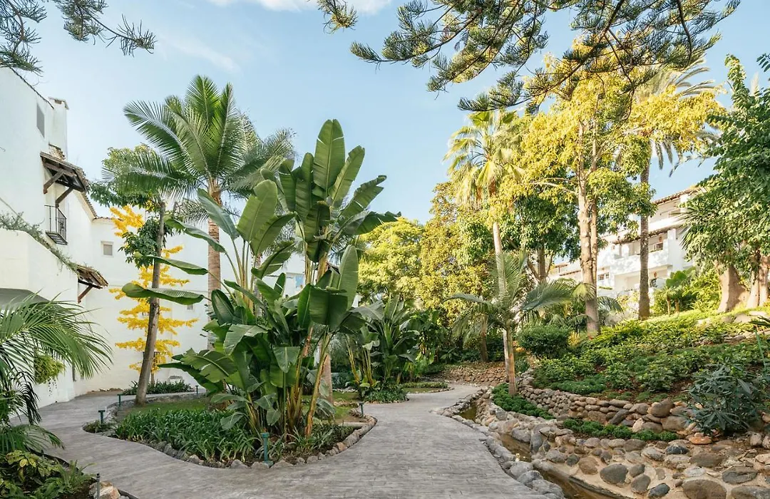 Puente Romano Beach Suites - Private Apartaments-1