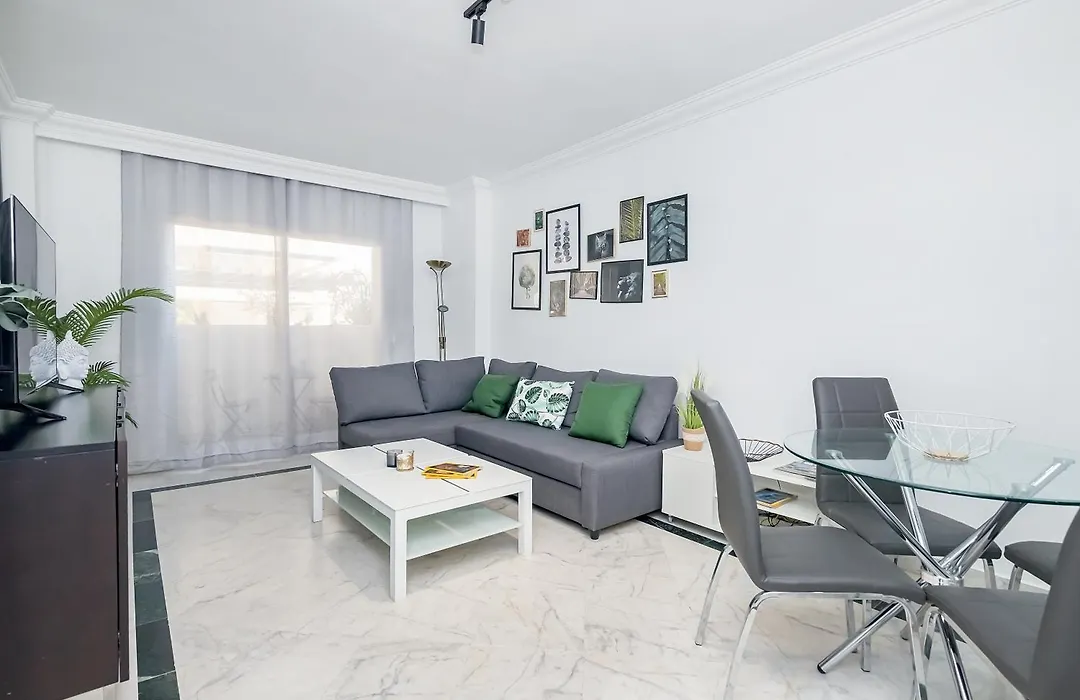 Bhost - Marina Banus-1