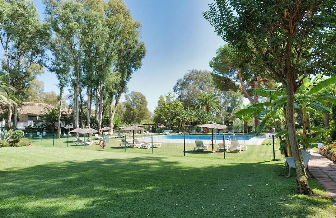 Suite Puerto Banus Con Piscina-1