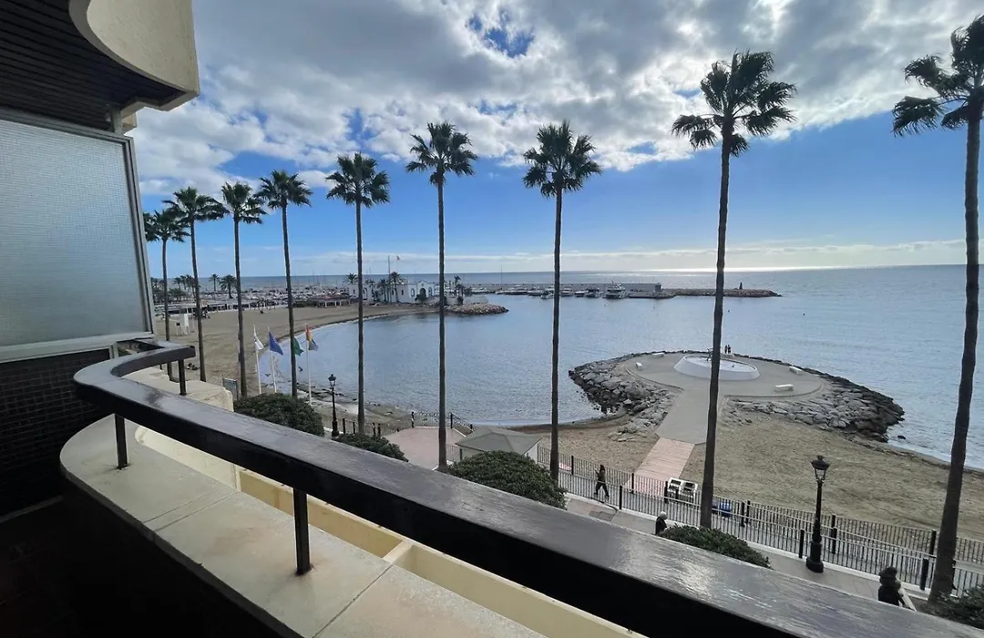 Beachfront Apartment Marbella-1