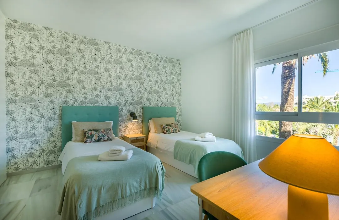 Apartamentos Urb, La Alcazaba 614 Y 642 Banus Marbella-1
