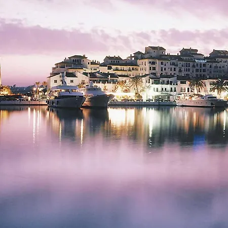 Puerto Banus Frontline Apartment With Amazing Sea Views-3