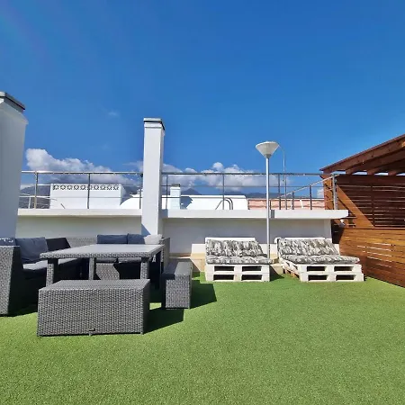 Penthouse With Private Pool, Hot Tub Jacuzzi With Sea Views And Chill-Out Zone, Close To The Sea-2