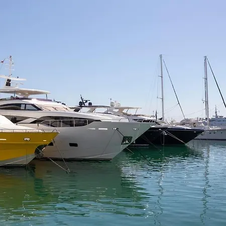 2 Luxurious Apartment In The Heart Of Puerto Banus-3
