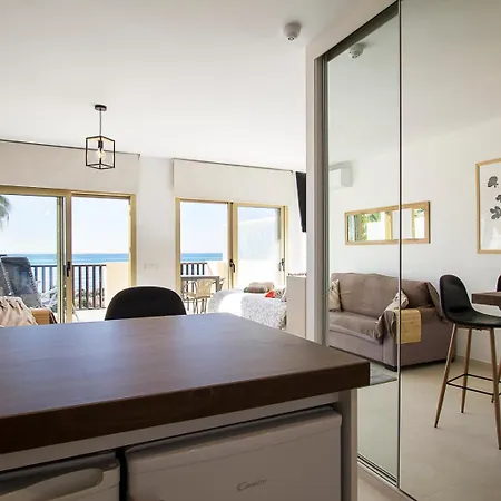 Beach Front Studio In Elviria-3