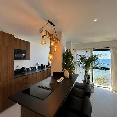 Marbella Beachfront Apartment-3