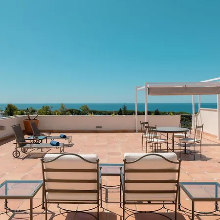 Apartamentos Guadalpin Suites-2