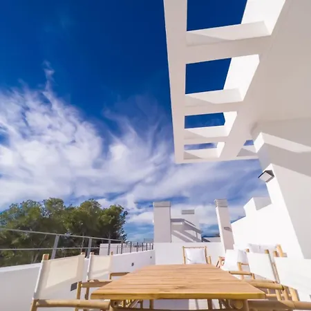 Pent-House On The Golden Mile-3