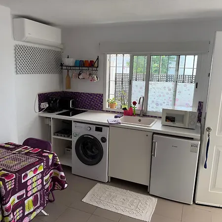 Studio -Patio Andaluz - Banus-3