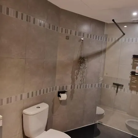 Luxe Appartement, Centrum Marbella, Vlak Aan Zee!-3