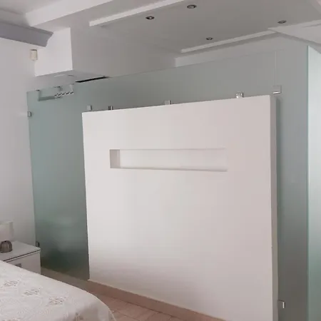 Sea Front Apartment In Puerto Banus-2
