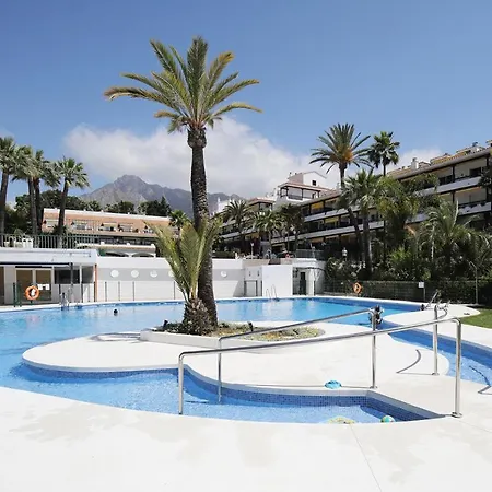 Penthouse Deluxe, Carolina Park, Marbella-3