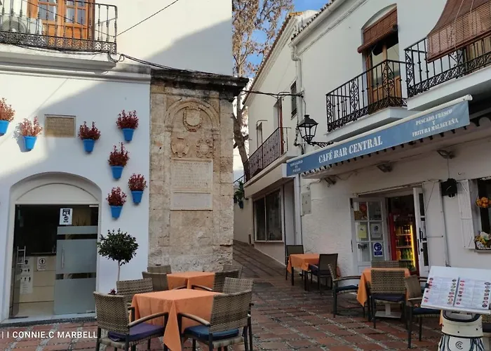 Old Town Terrace Retreat Apartment Marbella