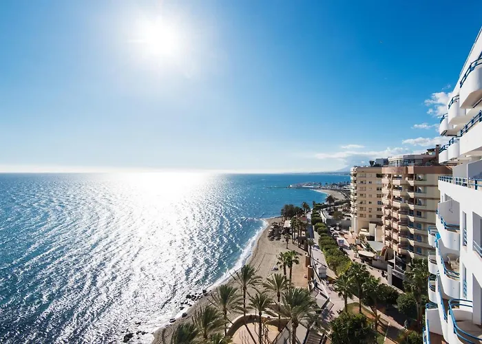 Rentandhomes Beachfront Marbella Center