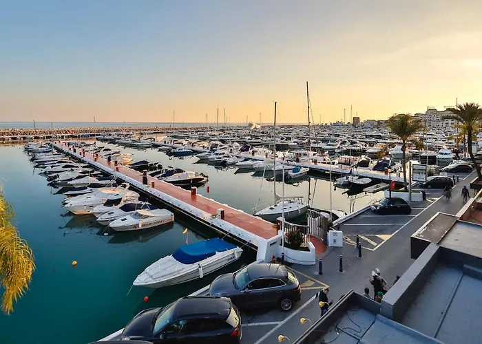 218 Puerto Banus Marbella Front Line 270 Meters Apartment