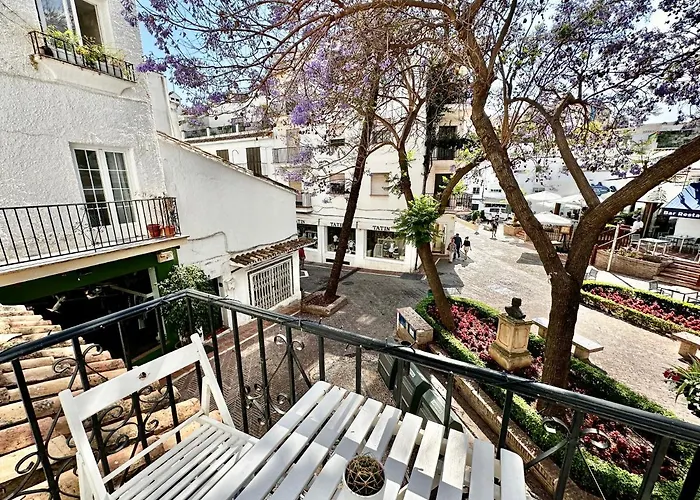 Old Town Modern Flat, 4 Minutes From Beach - Eaw Homes Marbella