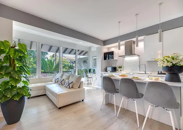 Xpce Rodeo Beach - Puerto Banus Marbella