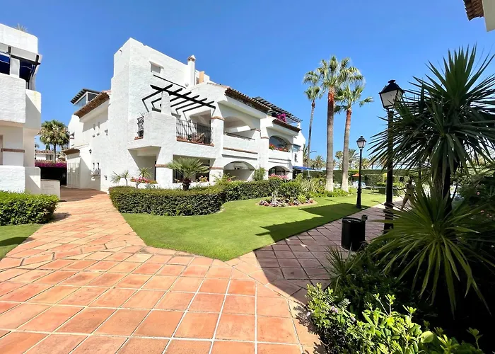 Solguest Apt A 7 Minutos De Puerto Banus 1ª Linea Playa!!! Marbella
