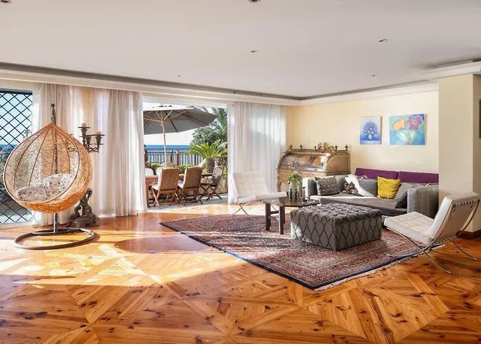 Casa Honey First Line Villa-Puerto Banus Golden Mile Marbella