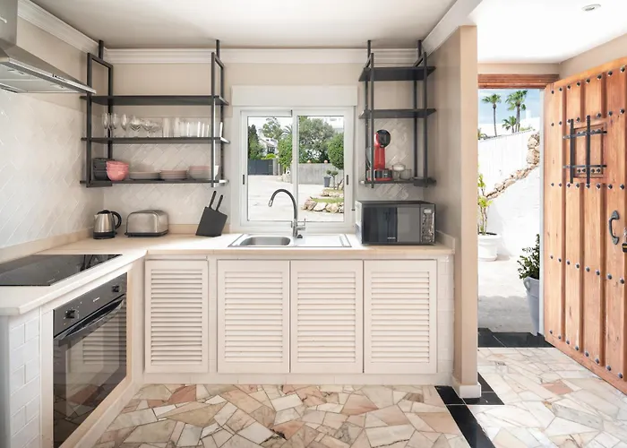 Casa Azul First Line Villa -Puerto Banus Golden Mile Marbella