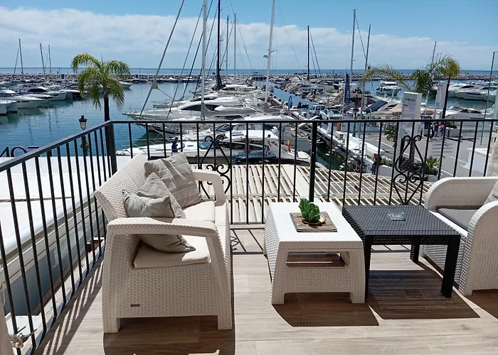 Sea Front Apartment In Puerto Banus Marbella
