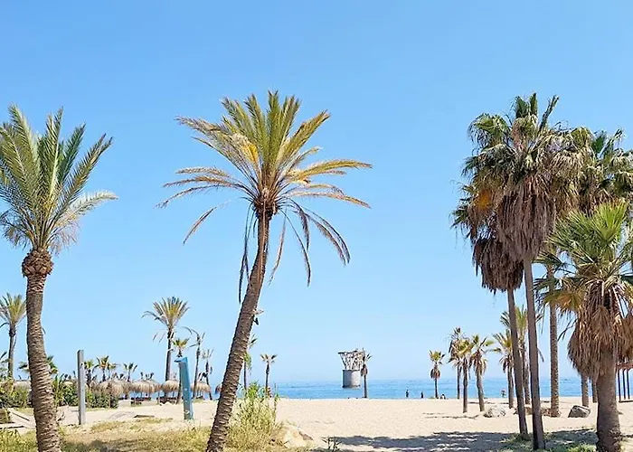 Penthouse With Private Pool, Hot Tub Jacuzzi With Sea Views And Chill-Out Zone, Close To The Sea Marbella