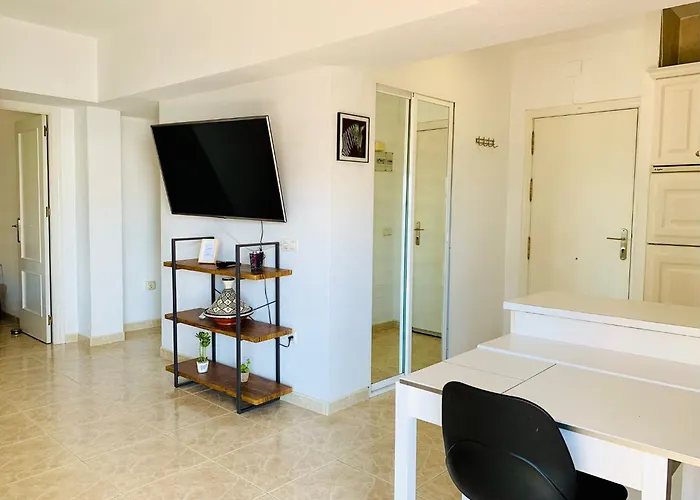 Amazing 2 Bedrooms Apartment In Marbella Centre