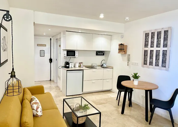 Studio Port Of Marbella Center - Eaw Homes