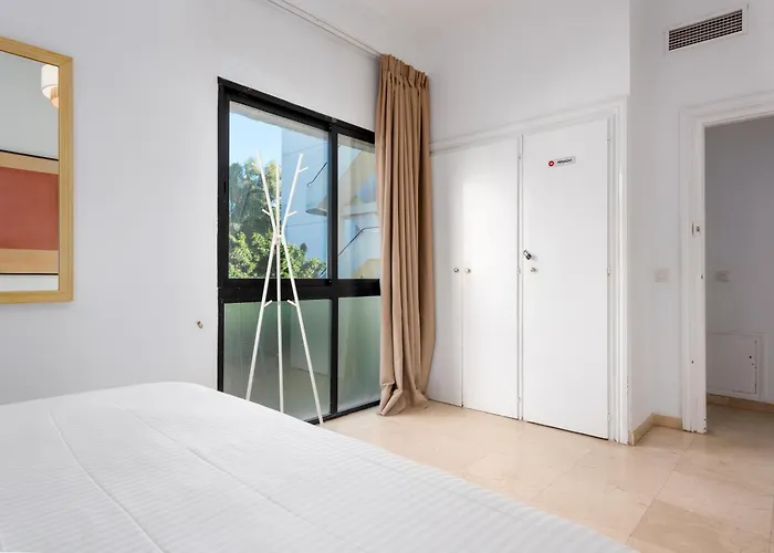 2 Bed Sea View In Marbella Skol Apartment