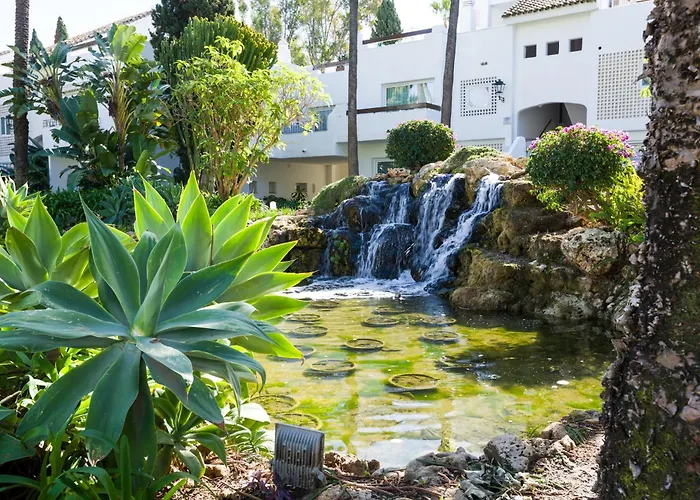 Apartamentos Urb, La Alcazaba 614 Y 642 Banus Marbella