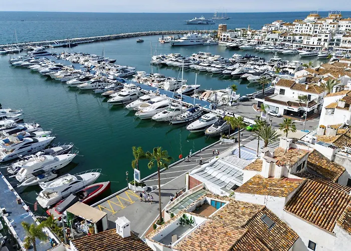 243-Fully Renovated-Puerto Banus Marbella Front Line Penthouse Apartment