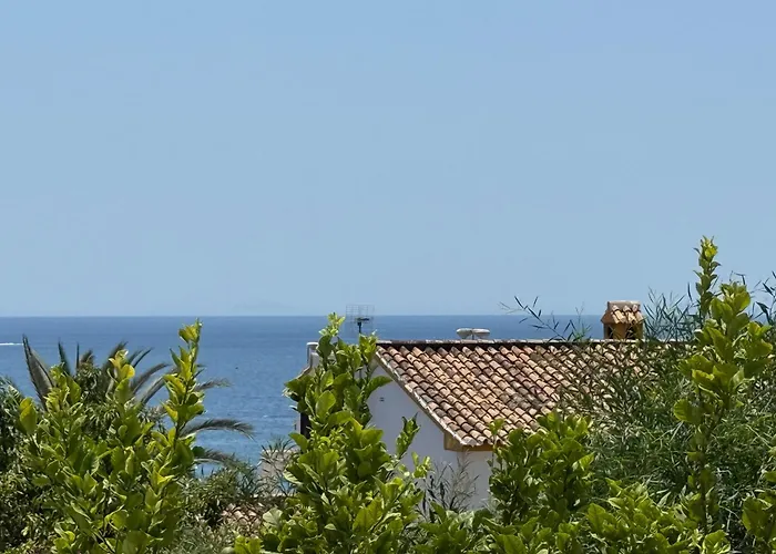 Apartments With Tropical Garden And Sea Water Pool Marbella