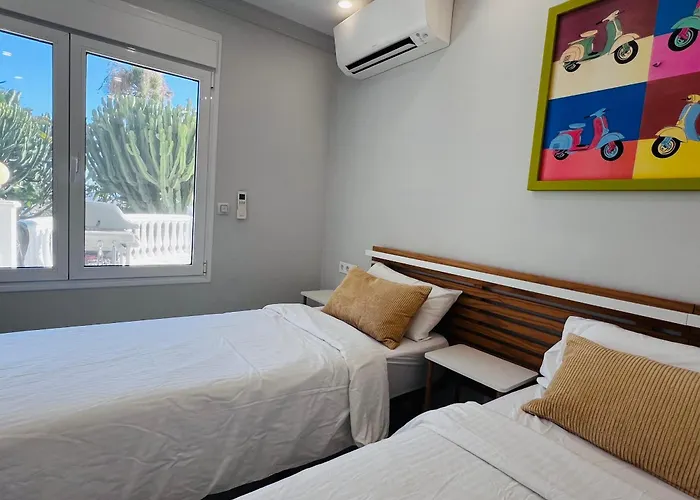 Apartments With Tropical Garden And Sea Water Pool Marbella
