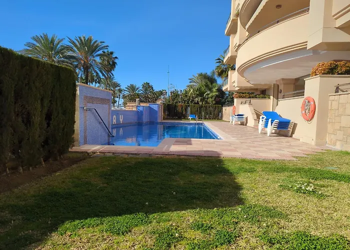 Frontline 2 Bed Apartment, San Pedro De Alcantara Marbella