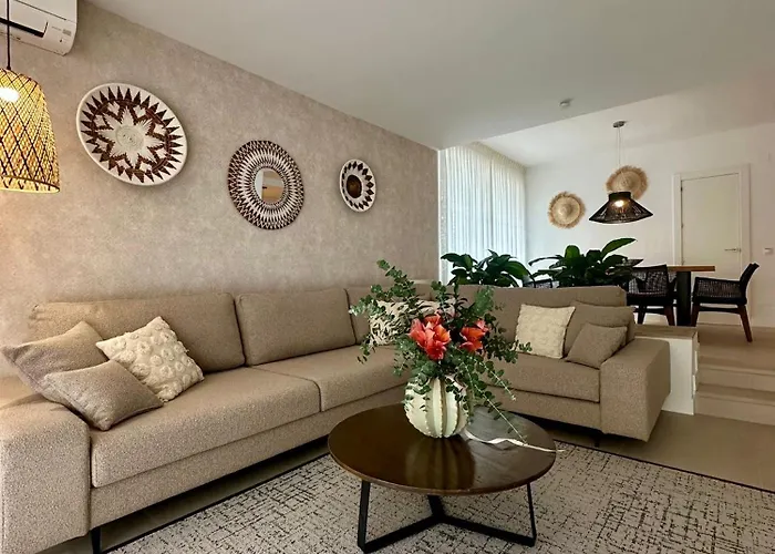 Top Apartment In Los Jardines De Las Golondrinas Marbella