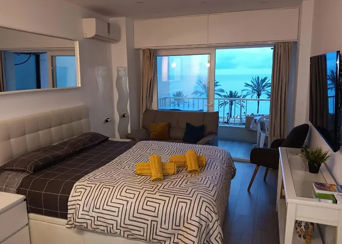 Comfortable Studio In Marbella With Sea Views