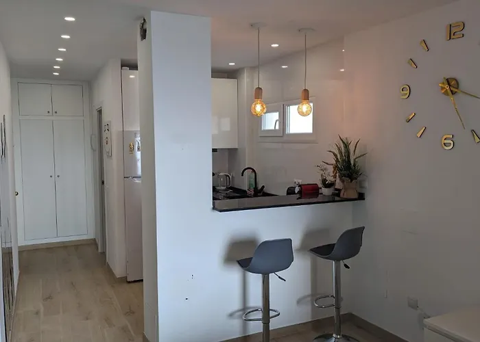 Comfortable Studio In Marbella With Sea Views
