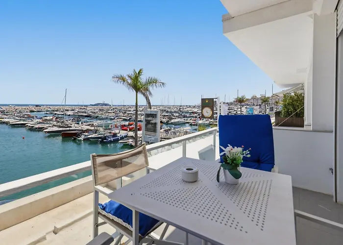 Modern Frontline Puerto Banus Apartment M2 Marbella